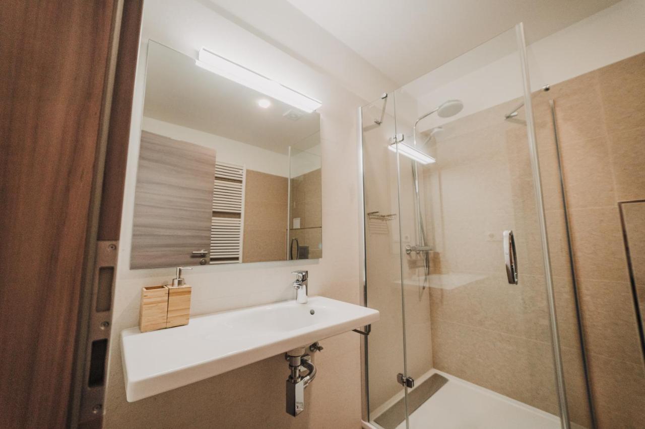 Apartamento Beautiful New Studio, 400M From The Square Plzeň Exterior foto